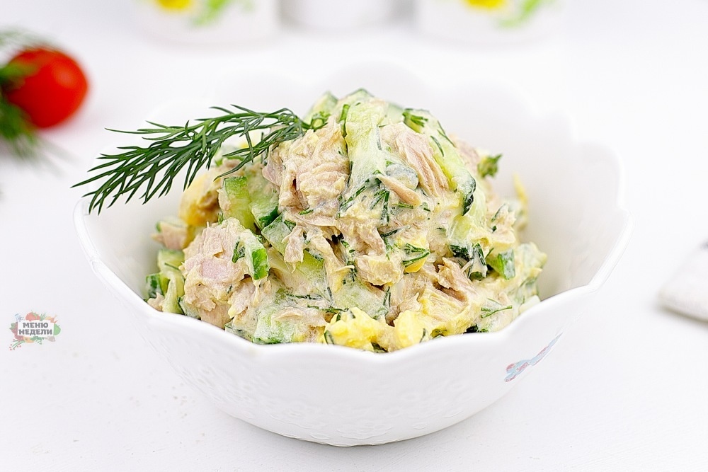 Простой и Вкусный Ужин: Классический Салат с Консервированным Тунцом