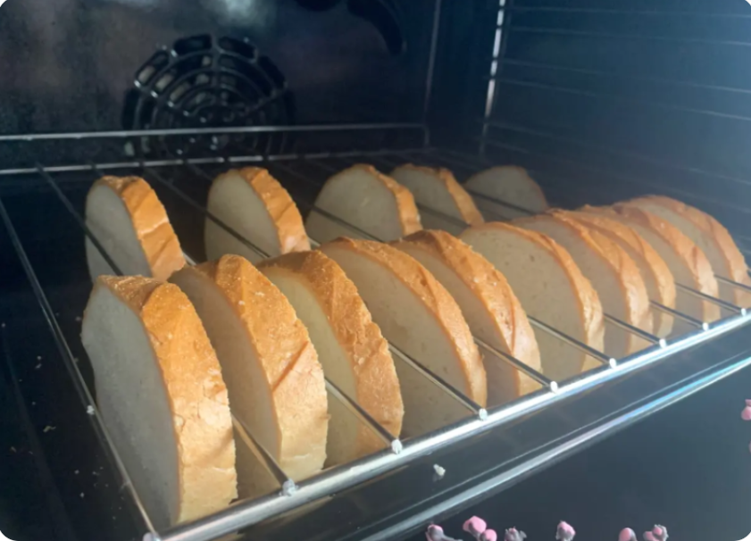 Необычные применения решетки из духового шкафа: от тостов до шашлыка