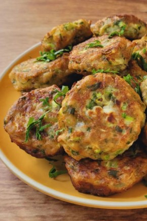 Как приготовить ароматные кабачково-картофельные оладьи