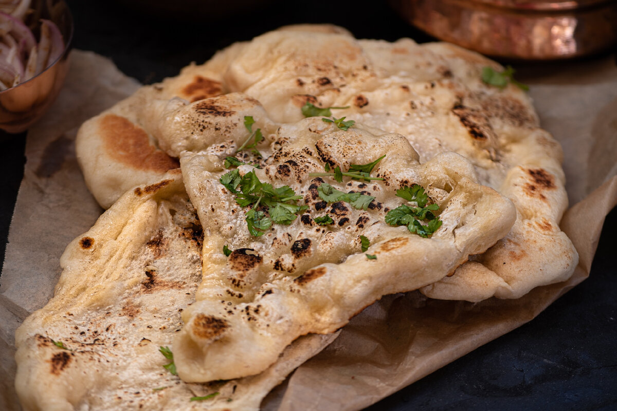 Летний хит: лепешка со свининой и ананасом на гриле