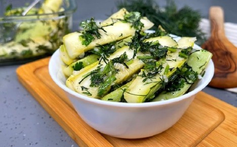 Кабачки в быстрой закуске: легкий способ порадовать вкусом