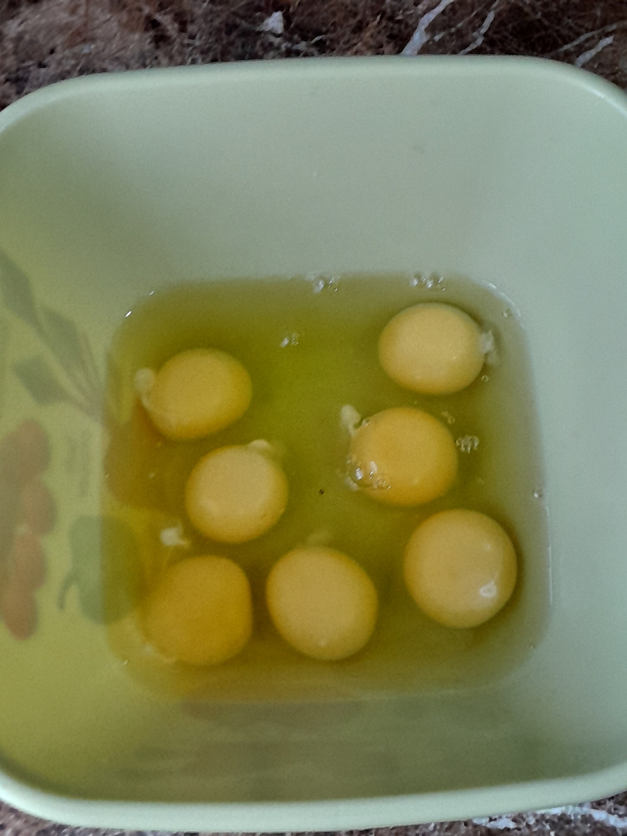 Идеальный завтрак: яичный хлеб за 10 минут