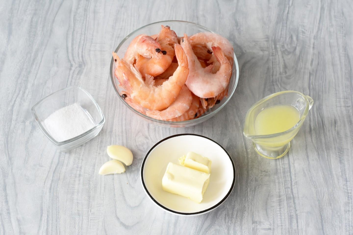 Как приготовить креветки на сковороде с чесноком и сливочным маслом