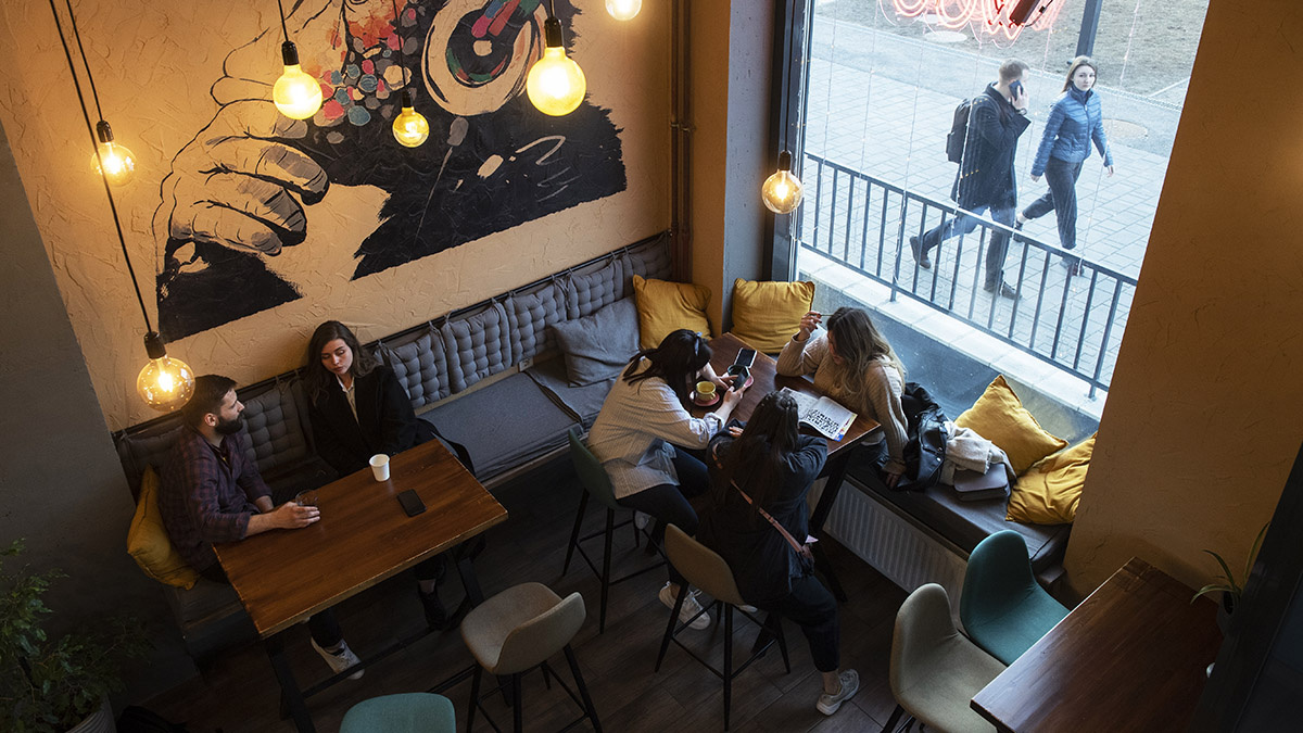 Как маленькой кофейне выделиться среди больших игроков рынка?