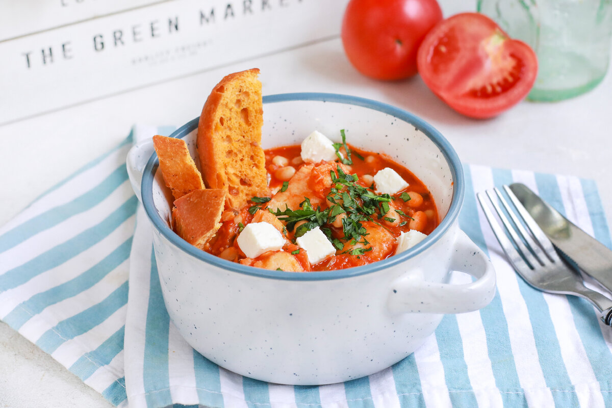 Нежное рагу из белой рыбы: простой рецепт с соусом маринара