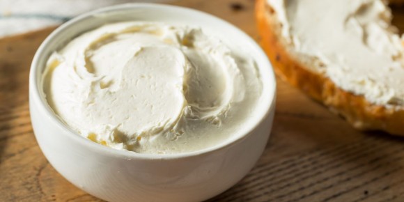 Как приготовить идеальный сливочный сыр дома: простые шаги и советы