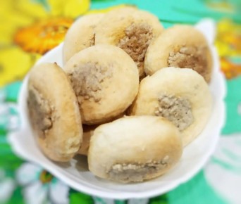 Нежное песочное печенье с халвой: идеальный десерт для чаепития