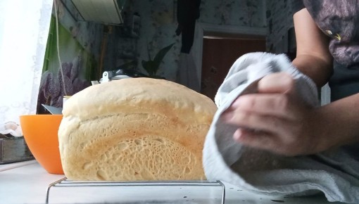 Как прошел день: Выпечка хлеба и семейная уборка