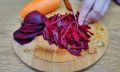 Непревзойдённый свекольный салат: яркий вкус и полезные витамины
