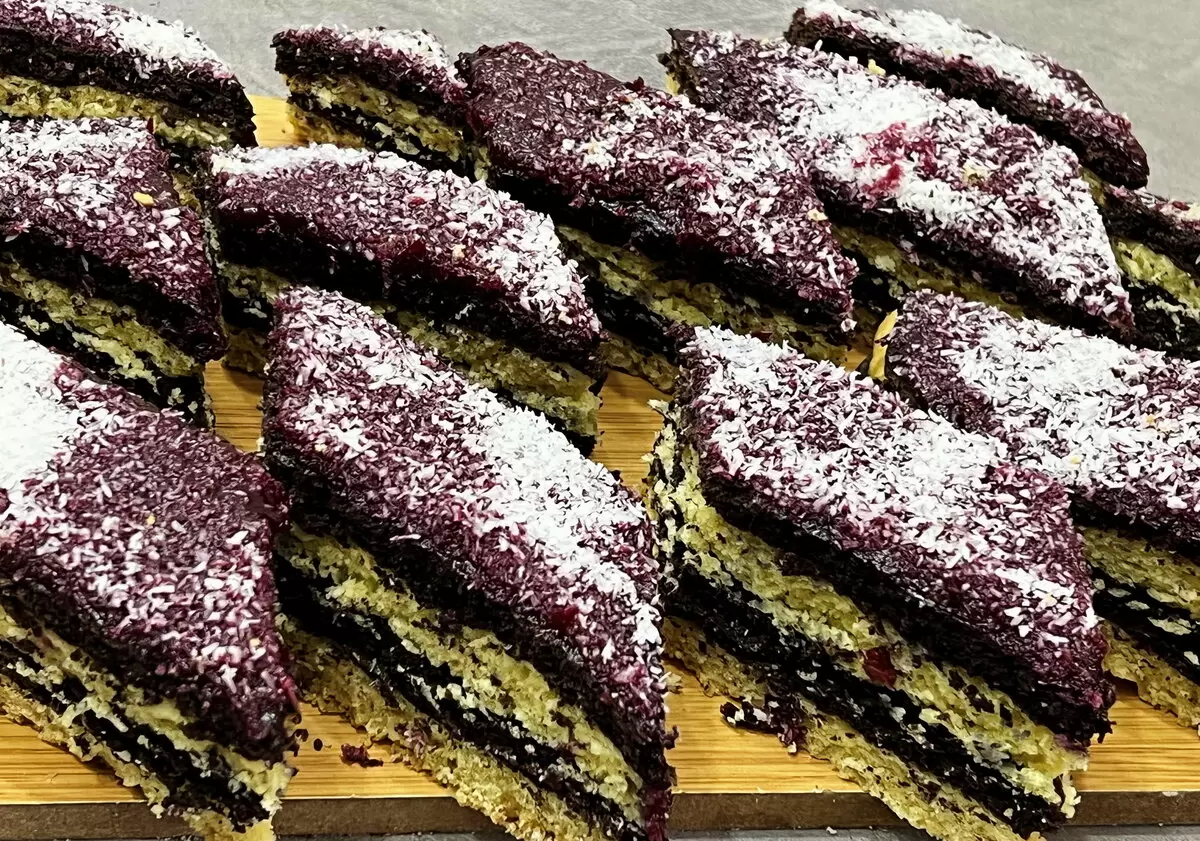 Выпечка за 12 минут: простой и вкусный рецепт к чаю