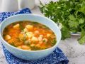 Грузинский томатный суп с фасолью: легкость и насыщенность в одной тарелке
