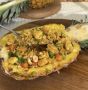 Незабываемый ужин: жареный рис с курицей и ананасом за 20 минут