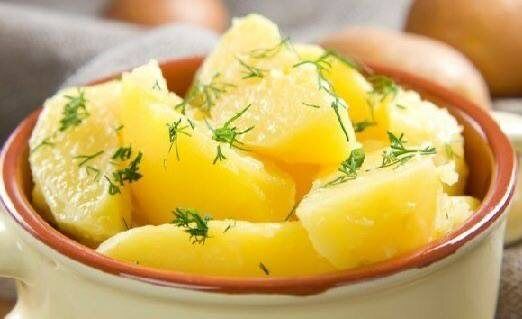 Почему вареная картошка теряет вкус: секреты идеального блюда