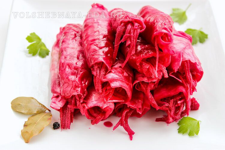 Маринованные капустные рулетики