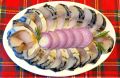 Секреты вкусной скумбрии: как засолить рыбу с помощью обычной бутылки
