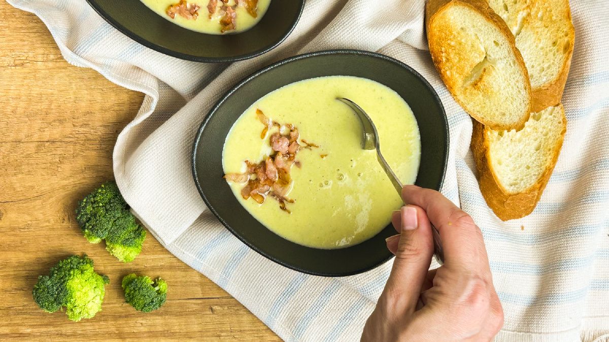 Суп-пюре из брокколи: быстрый и вкусный рецепт на каждый день